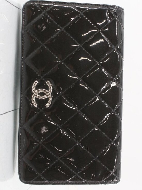 CHANEL Handbags - Chanel Black Patent Leather Bifold Long Wallet 18-Series
